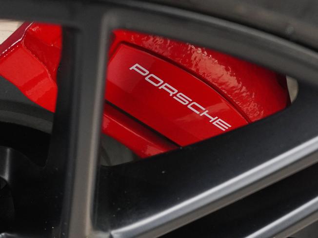 PORSCHE Macan Photo 41