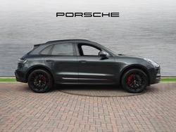 PORSCHE Macan Photo 5