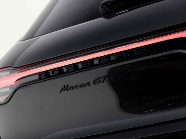 PORSCHE Macan Photo 18