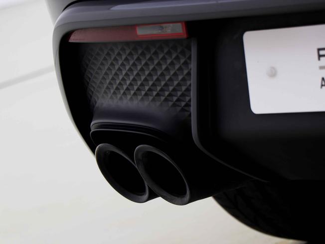 PORSCHE Macan Photo 20