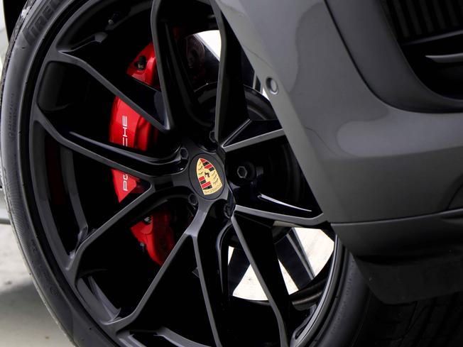 PORSCHE Macan Photo 21