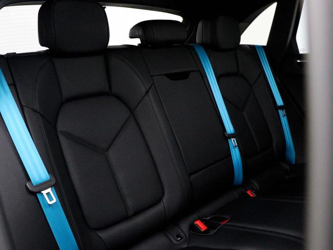PORSCHE Macan Photo 25