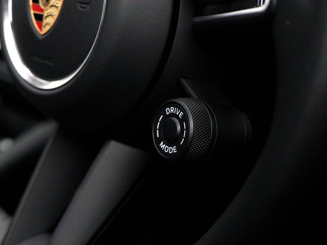 PORSCHE Macan Photo 34