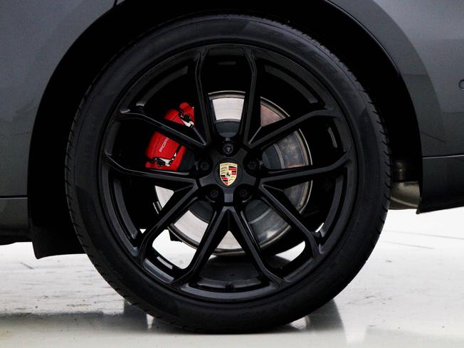 PORSCHE Macan Photo 4