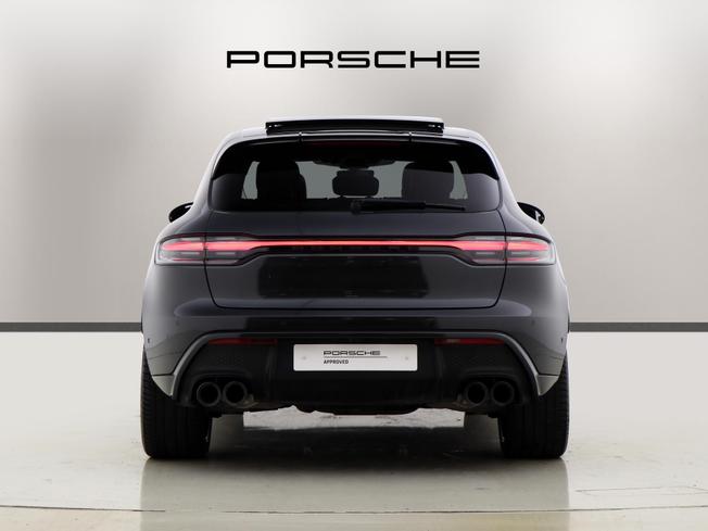 PORSCHE Macan Photo 8