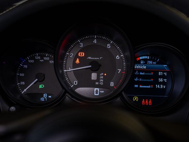 PORSCHE Macan Photo 23