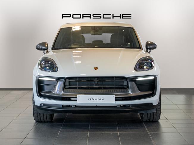 PORSCHE Macan Photo 6