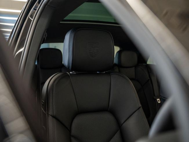 PORSCHE Macan Photo 14