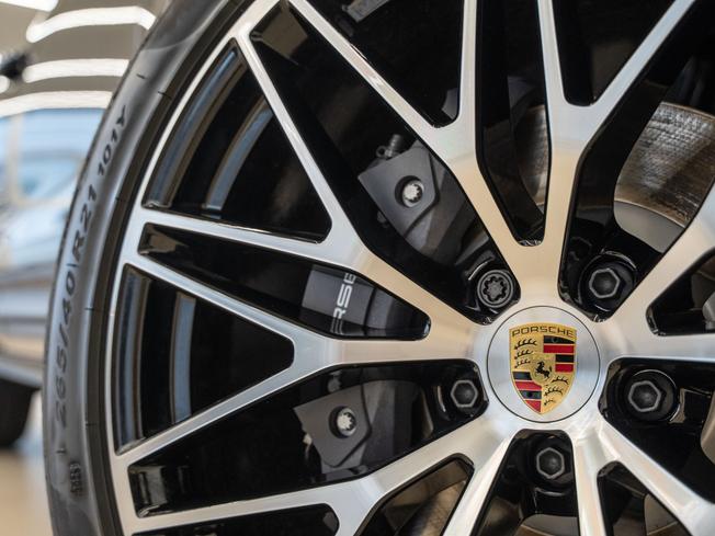 PORSCHE Macan Photo 30