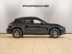 PORSCHE Macan Photo 5