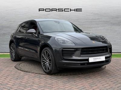 2026 PORSCHE Macan T 5dr PDK at JCT600