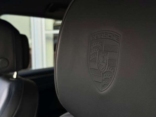 PORSCHE Macan Photo 10