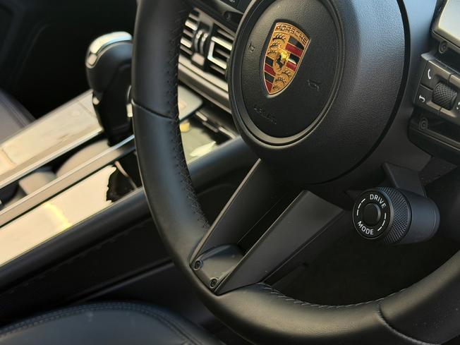 PORSCHE Macan Photo 22