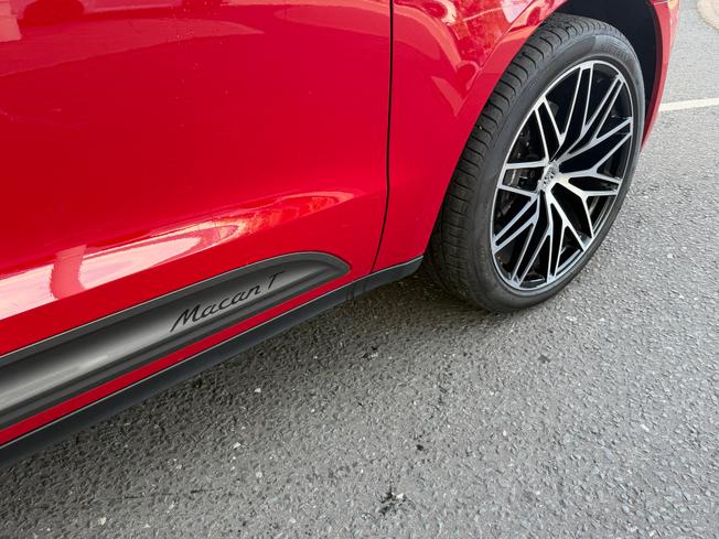 PORSCHE Macan Photo 34