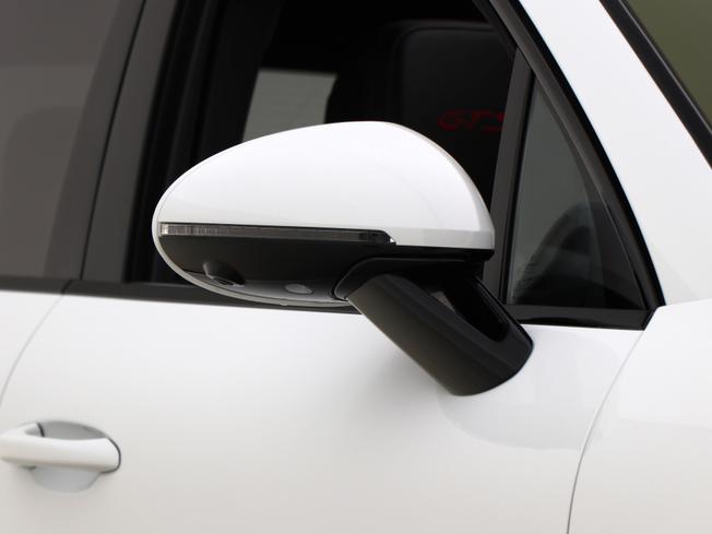 PORSCHE Macan Photo 10