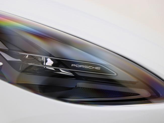 PORSCHE Macan Photo 11