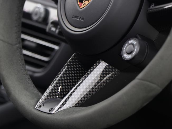 PORSCHE Macan Photo 45