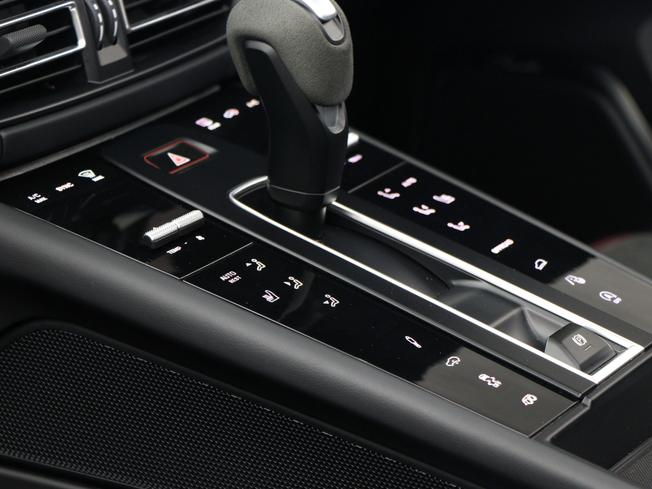 PORSCHE Macan Photo 50
