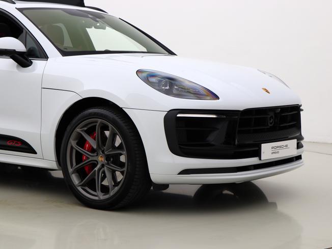 PORSCHE Macan Photo 9