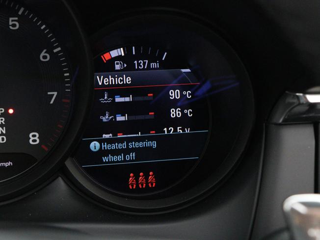 PORSCHE Macan Photo 46