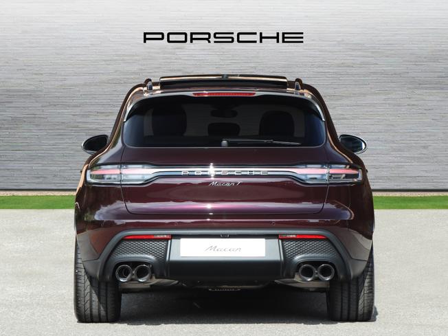 PORSCHE Macan Photo 8