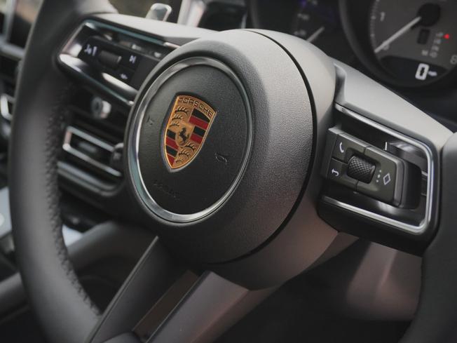 PORSCHE Macan Photo 30