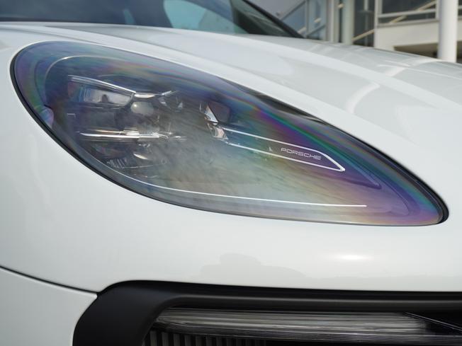 PORSCHE Macan Photo 38