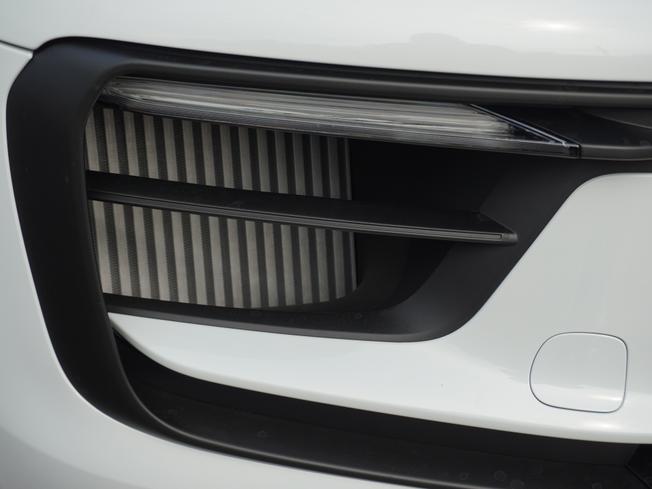 PORSCHE Macan Photo 41