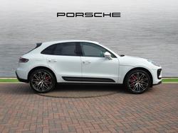 PORSCHE Macan Photo 5