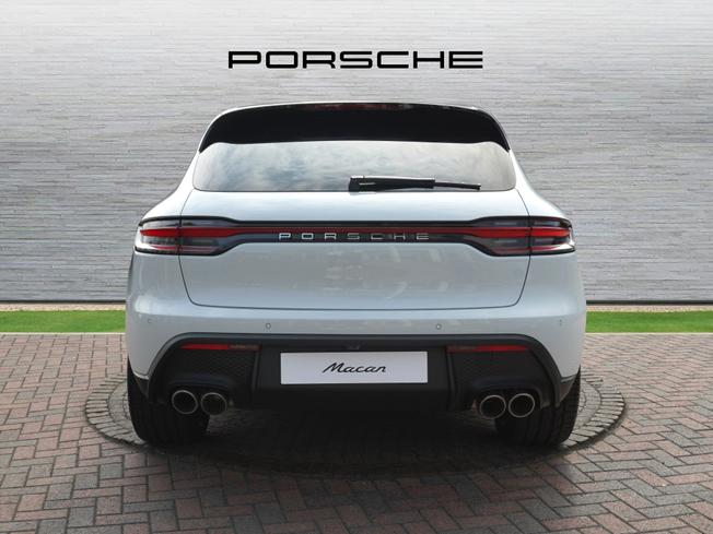 PORSCHE Macan Photo 7
