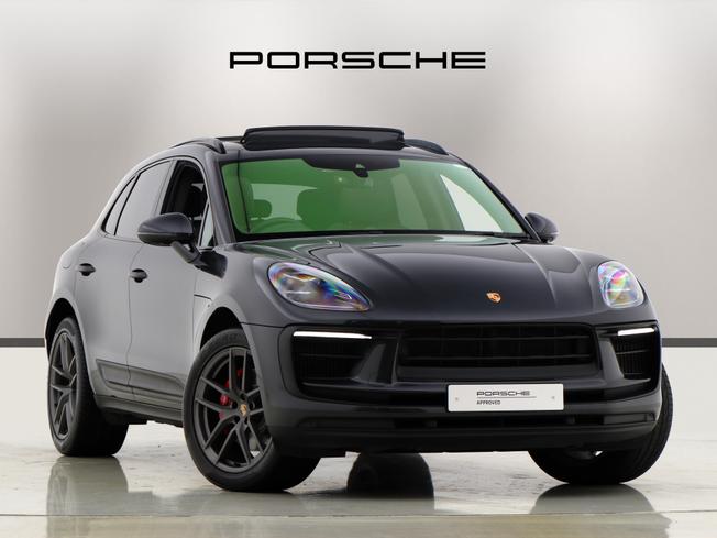 PORSCHE Macan Photo 1