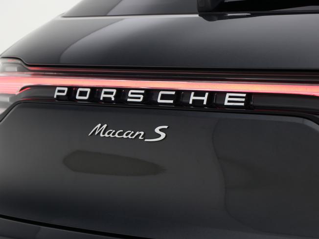 PORSCHE Macan Photo 22