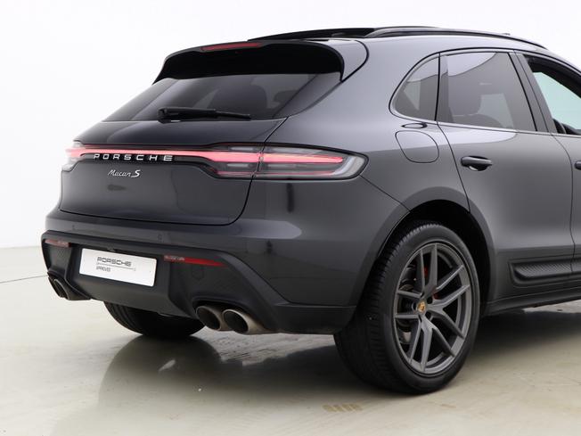 PORSCHE Macan Photo 23