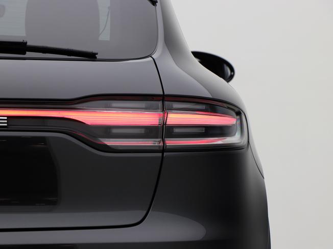 PORSCHE Macan Photo 24