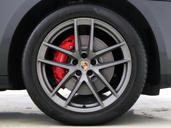 PORSCHE Macan Photo 4