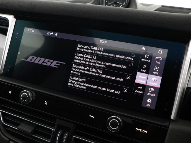 PORSCHE Macan Photo 49