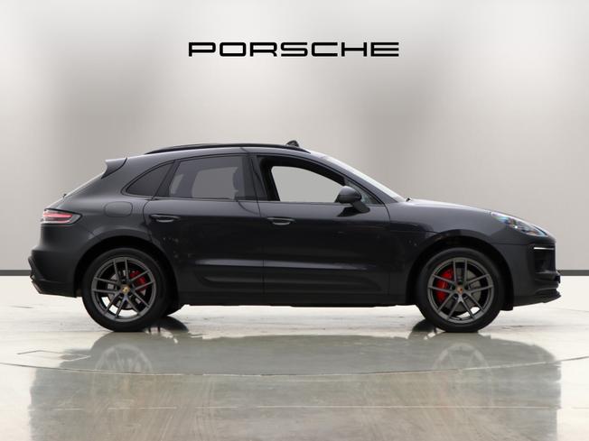 PORSCHE Macan Photo 5