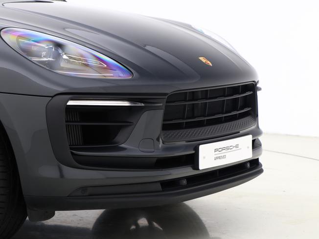 PORSCHE Macan Photo 9