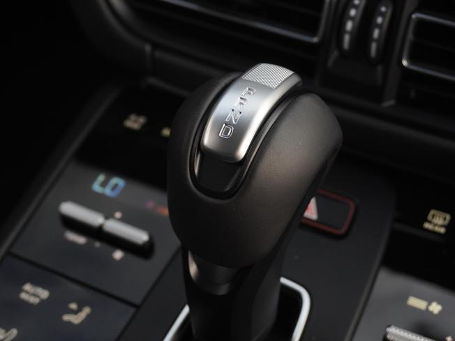 Porsche Macan Photo 19