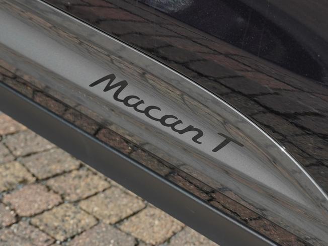 Porsche Macan Photo 29