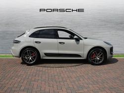 PORSCHE Macan Photo 5
