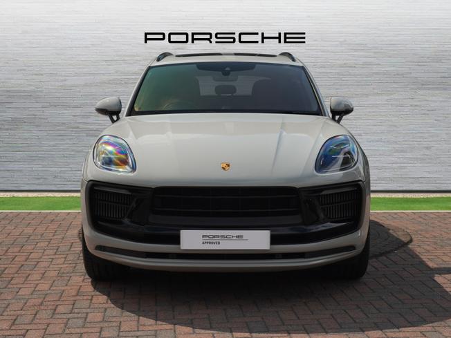 PORSCHE Macan Photo 6