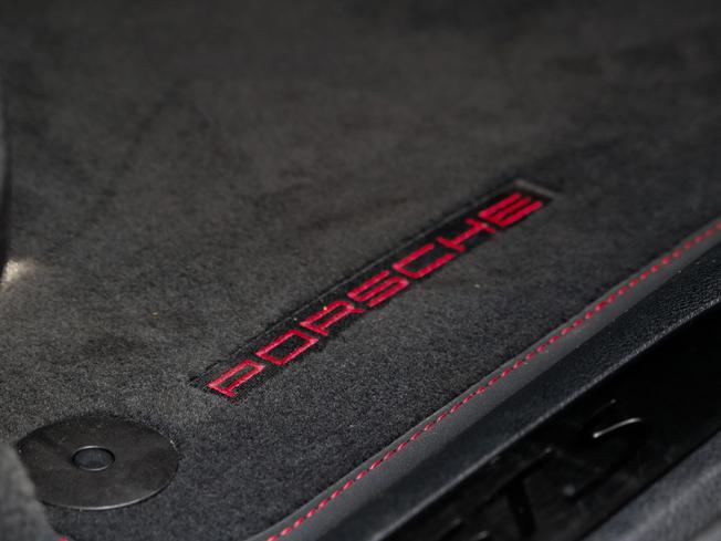PORSCHE Macan Photo 29