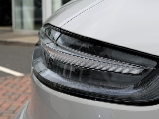 PORSCHE Macan Photo 41