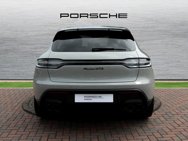 PORSCHE Macan Photo 7