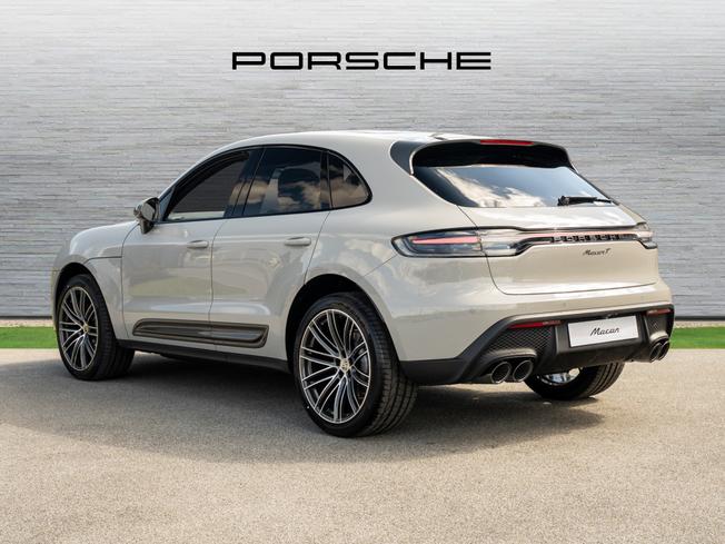PORSCHE Macan Photo 2