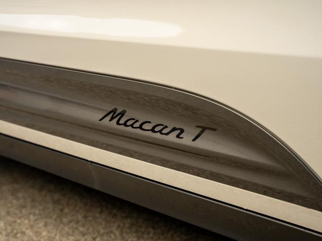 PORSCHE Macan Photo 35
