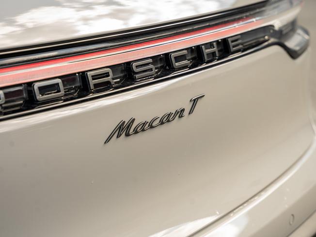 PORSCHE Macan Photo 40