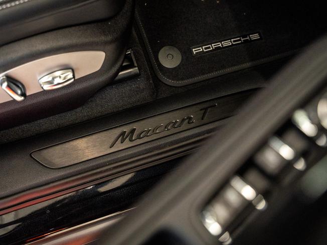 PORSCHE Macan Photo 28