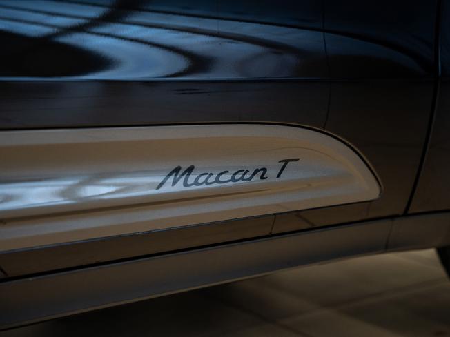 PORSCHE Macan Photo 39